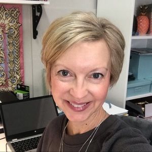 Meet your Posher, Wendy